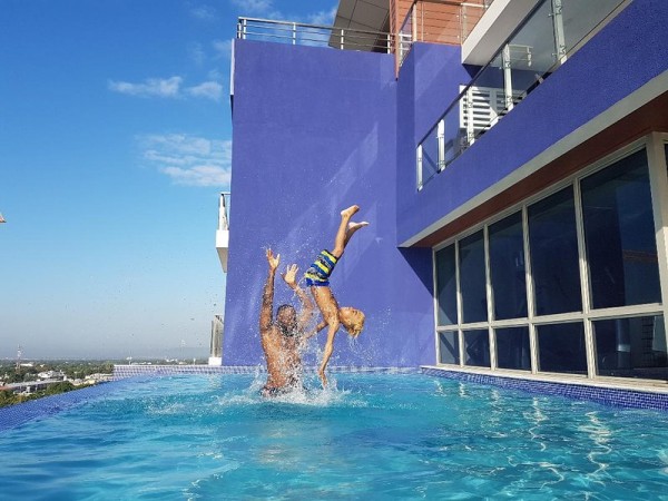 ULTRA LUXURY @ 20 SOUTH